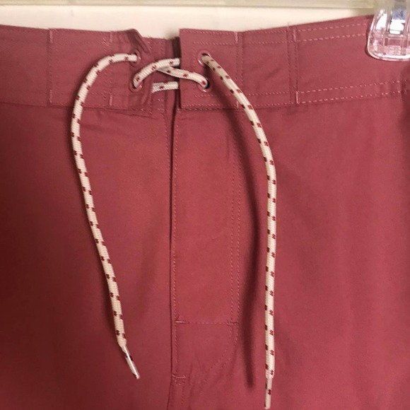 NWT Old Navy California Men's Swim Trunks Size 34 - Picture 2 of 8